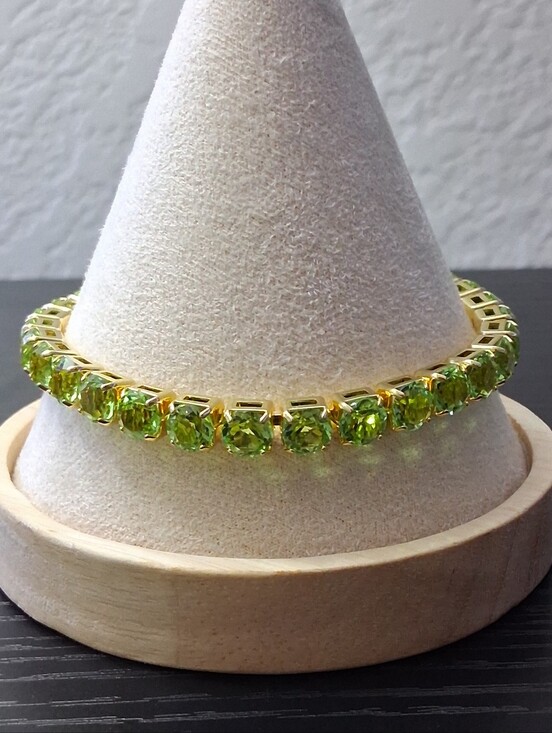 Jewelry - Peridot Green & Gold Tennis Bracelet